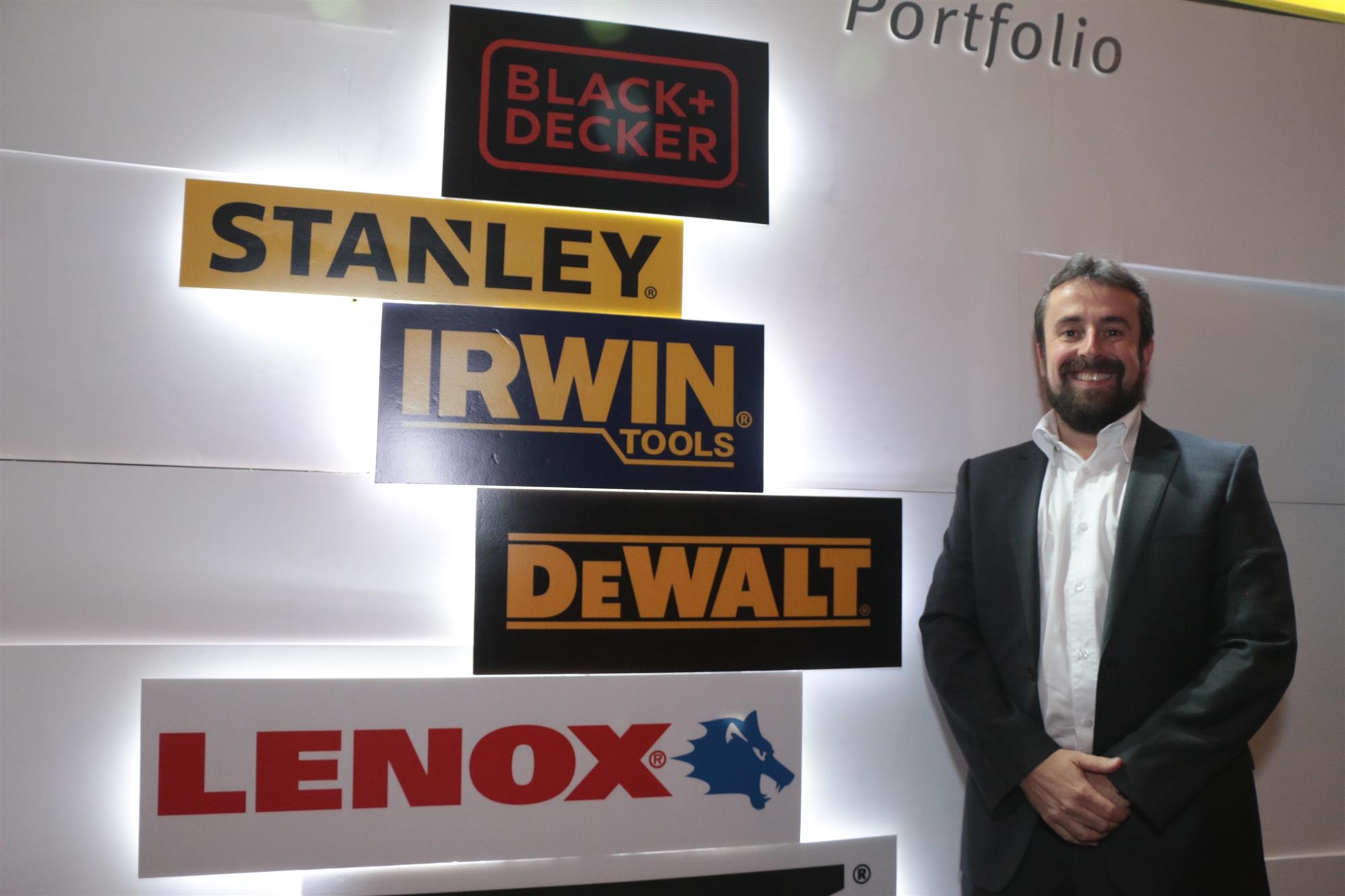 Stanley Black & Decker anuncia a compra da divisão de ferramentas da